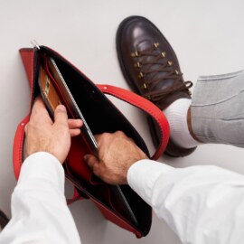 Сумка для MacBook Красная